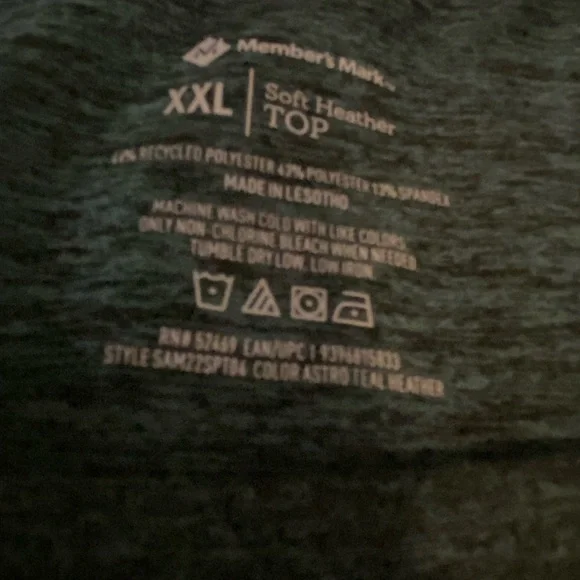 Bundle of 3 Member's Mark tees - Picture 14 of 16